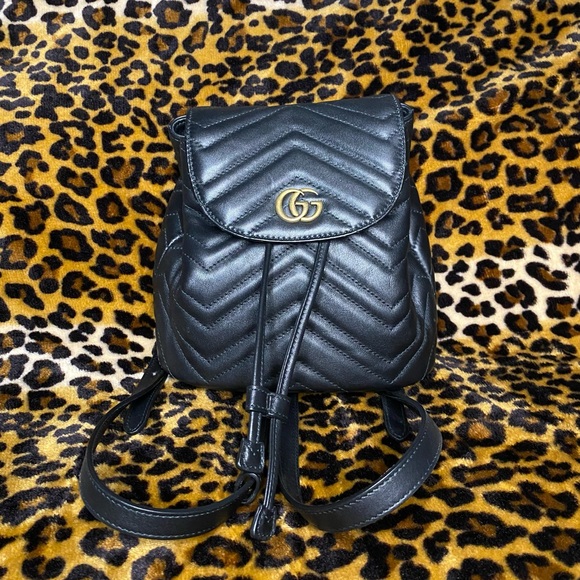 GUCCI GG Marmont Matelasse black drawstring mini backpack - Picture 1 of 9